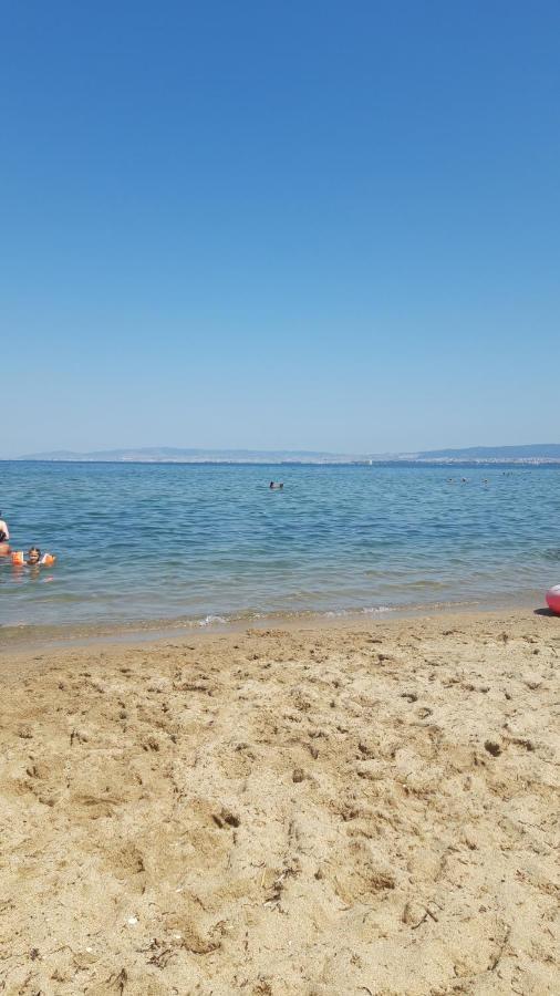 Perea White Suites Περαία Εξωτερικό φωτογραφία