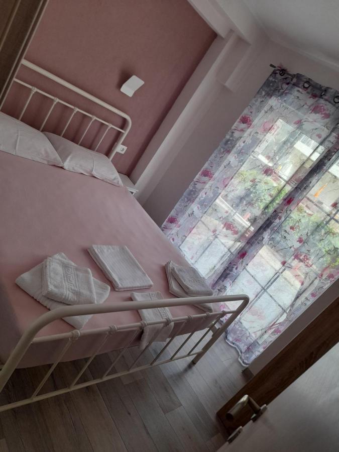 Perea White Suites Περαία Εξωτερικό φωτογραφία